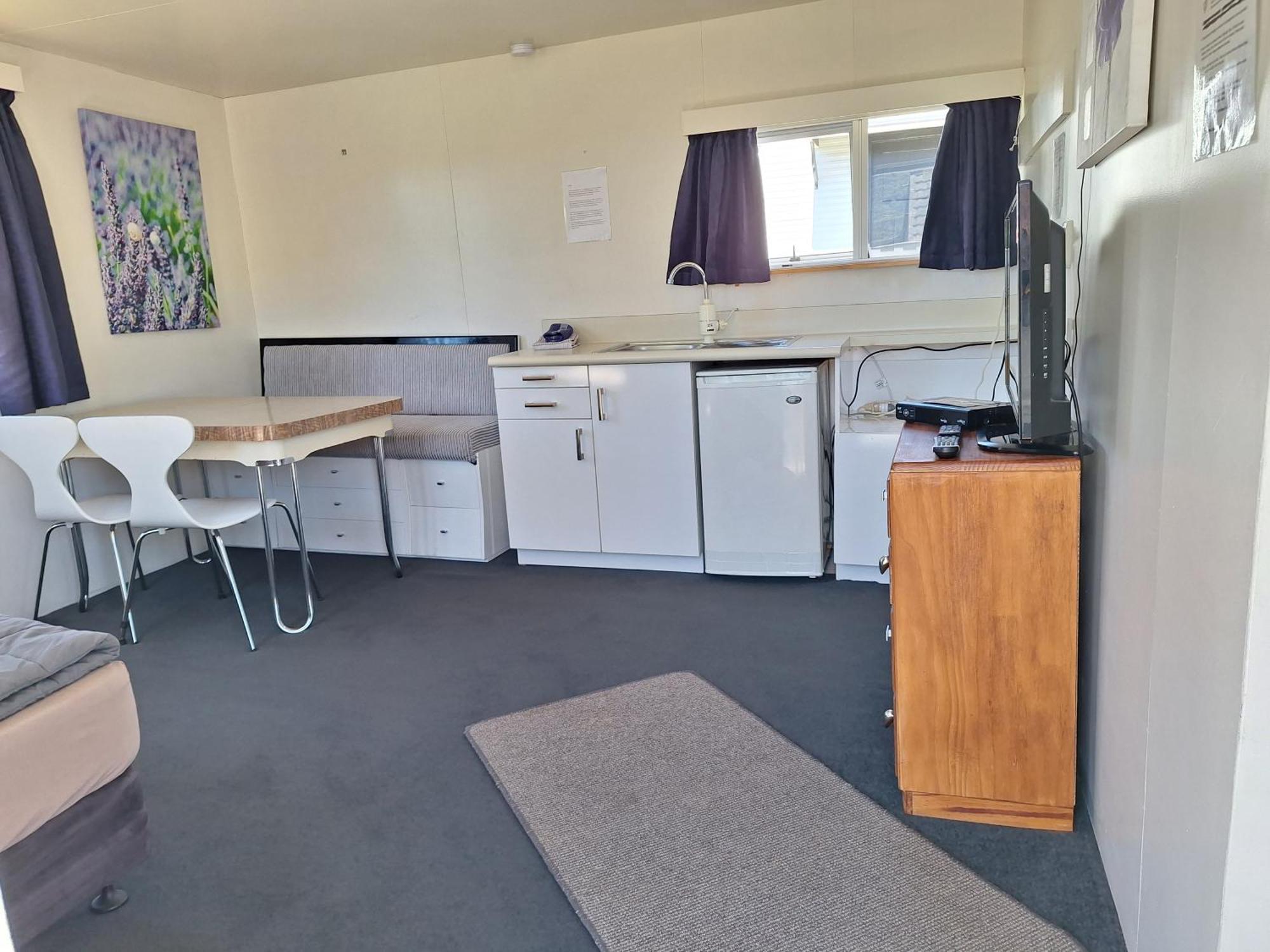 Picton'S Waikawa Bay Holiday Park Exterior photo