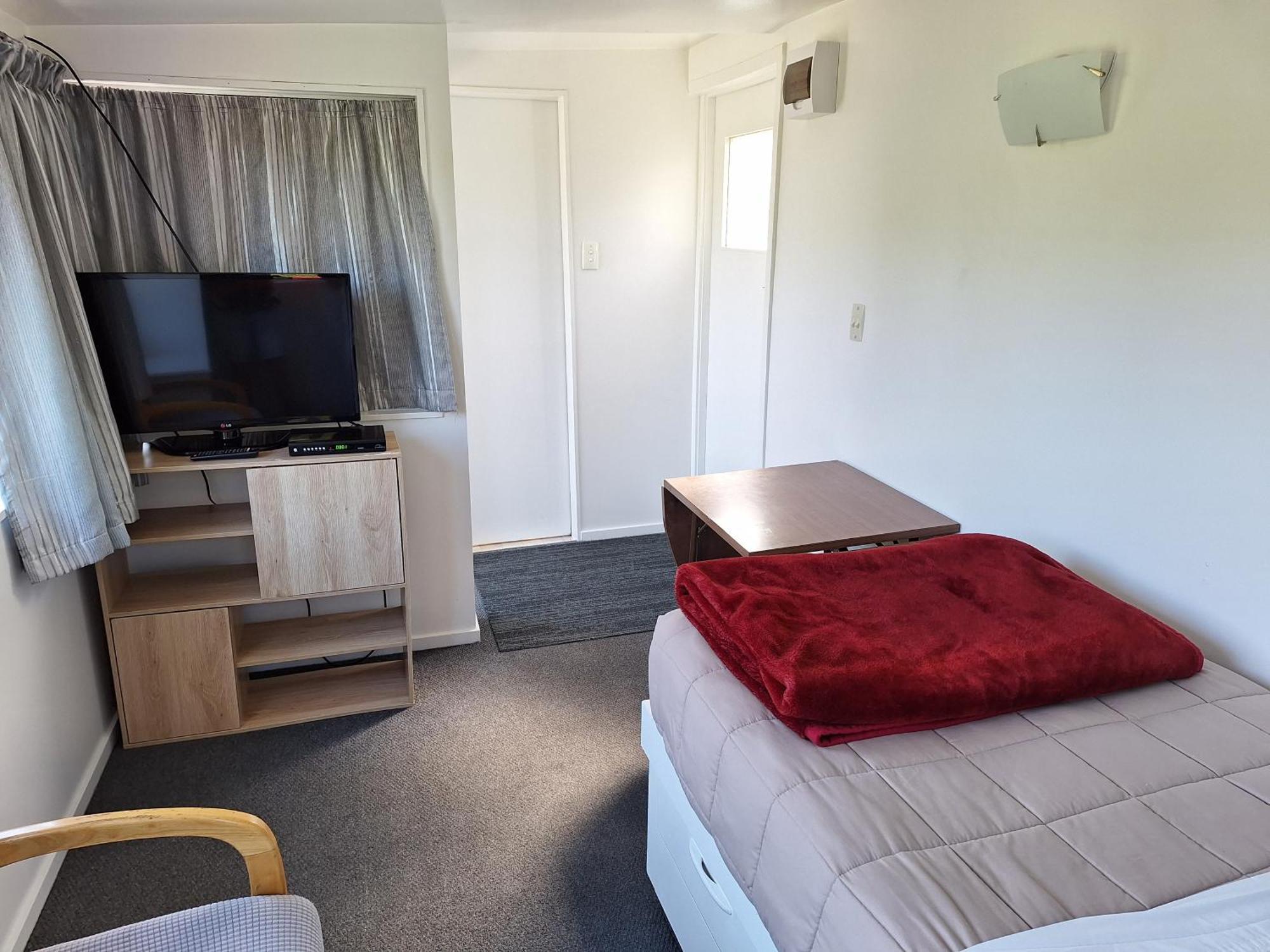 Picton'S Waikawa Bay Holiday Park Exterior photo