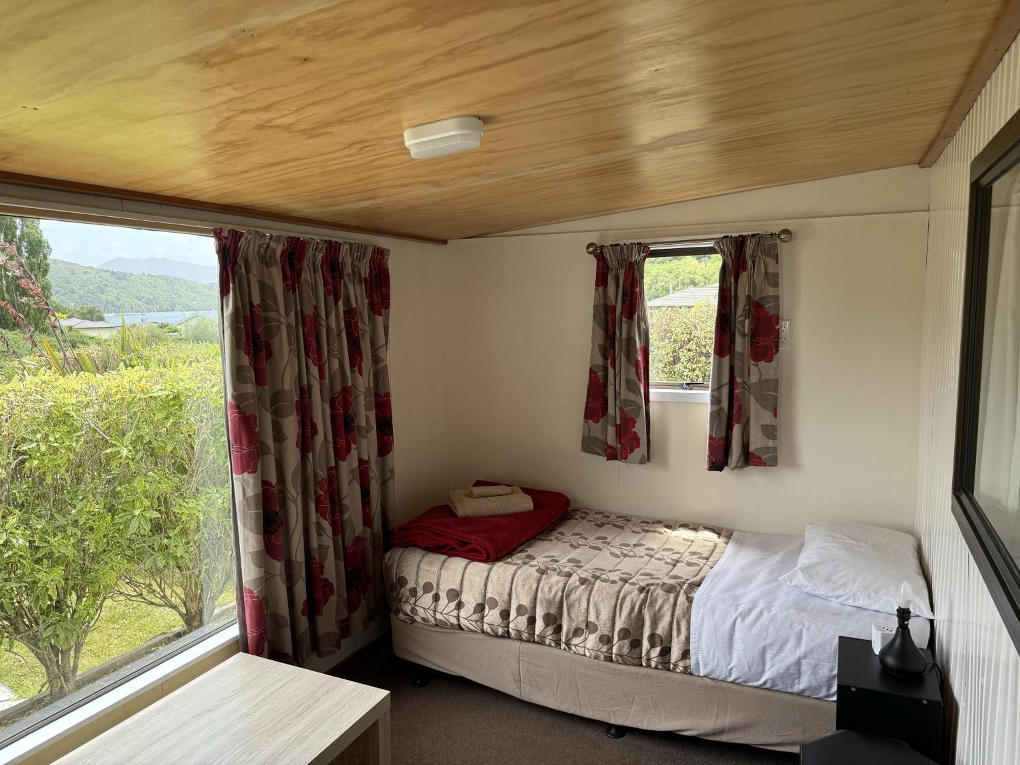 Picton'S Waikawa Bay Holiday Park Exterior photo